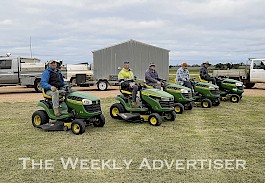 GEARING UP: Speed Lions Club volunteers get the Mallee Machinery Field Days site ready at a working bee ahead of the event.